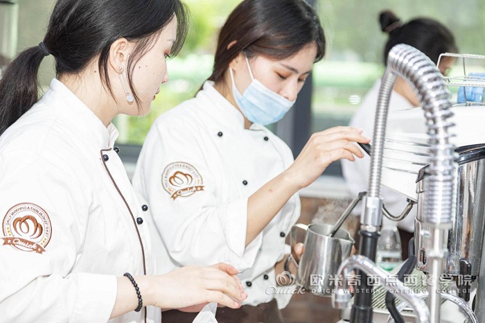 咖啡师的工作职责是什么？