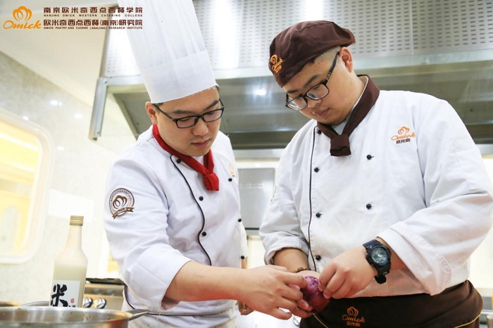 南京哪里可以学做西餐？