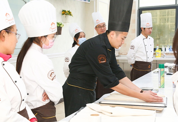 南京西点烘焙学校哪里好？