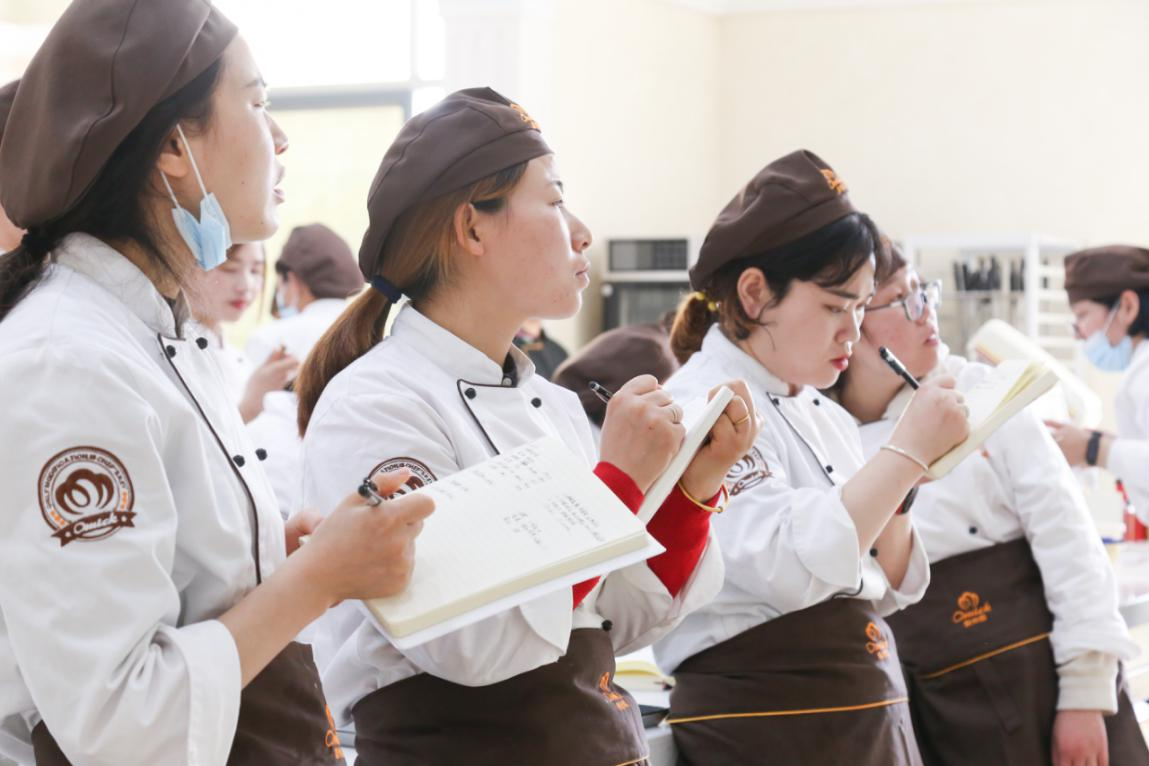 高考落榜生学什么专业