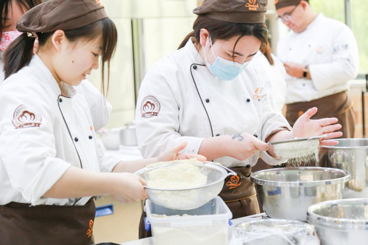 南京欧米奇西点学校