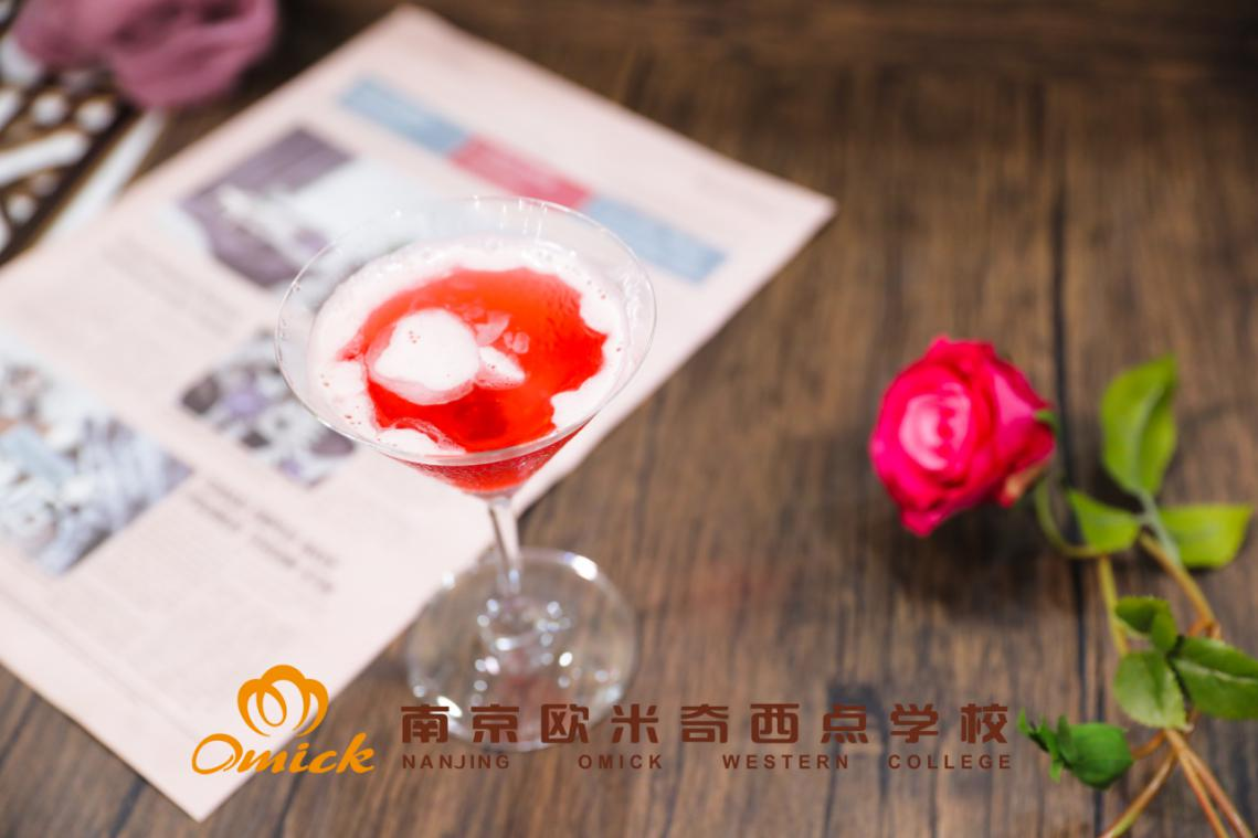 调酒师培训机构哪家好呢