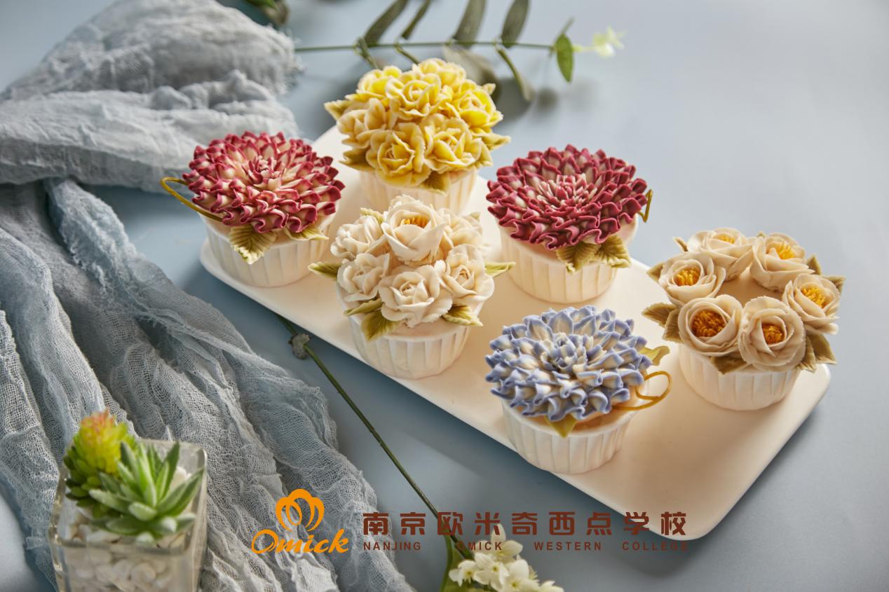 蛋糕裱花师多久可以学出来