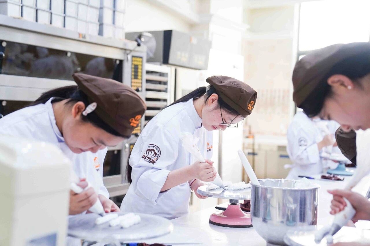 年底找工作,太难了!该如何破局,走出职场困境